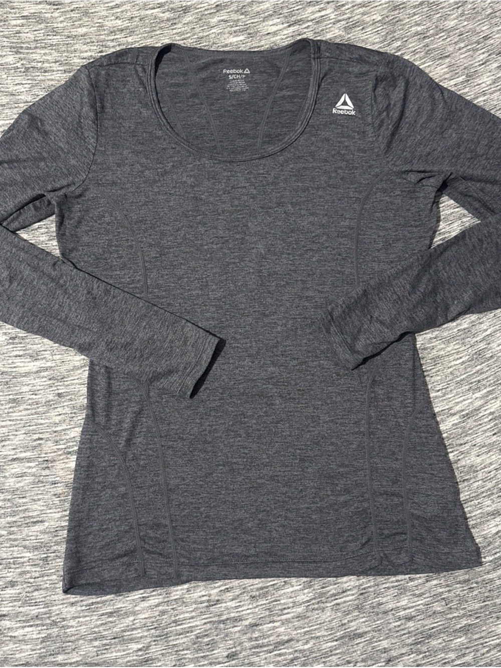 Reebok Women's Long Sleeve Performance Tee — Dark Gray